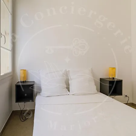 élégance Côtière - Vue Imprenable, à 5 Min Apartamento Tolón